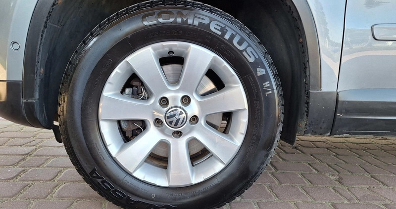 Volkswagen Tiguan cena 33900 przebieg: 212058, rok produkcji 2009 z Radlin małe 436